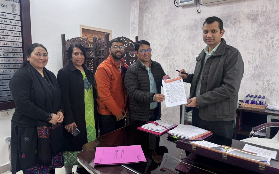 तीन माह से वेतन नहीं, आर्थिक संकट से जूझ रहे एनएचएम आउटसोर्स कर्मी