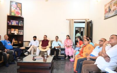 कैबिनेट मंत्री गणेश जोशी ने सुनी पीएम के मन की बात, बोले- सामाजिक कार्य की प्रेरणा देता है प्रत्येक एपिसोड