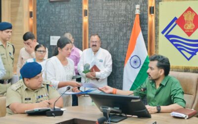 जन शिकायतों के निस्तारण में किसी भी तरह की लापरवाही या अनावश्यक देरी बर्दाश्त नहीं- डीएम
