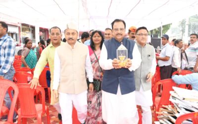 पीएम मोदी के जनसेवा के 25 वर्ष पूरे, हल्द्वानी में निकली मशाल सेवा ज्योति यात्रा