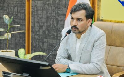 पशु हेल्पलाइन 1962 पर रिस्पॉन्स नहीं मिलने से डीएम नाराज, संबंधित कर्मचारियों का वेतन रोकने के निर्देश