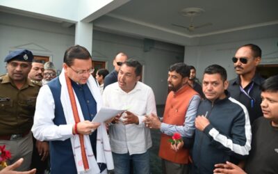 मुख्यमंत्री धामी ने सुनीं जनसमस्याएं, अधिकारियों को दिए त्वरित समाधान के निर्देश