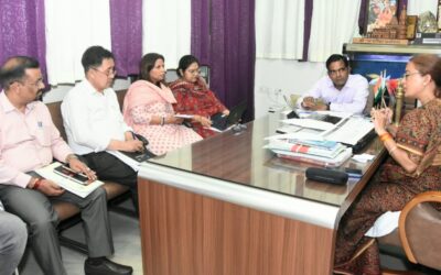 नई दिल्ली में आयोजित होने जा रहे विभागीय सम्मेलन की तैयारियों को लेकर मंत्री रेखा आर्या ने की बैठक